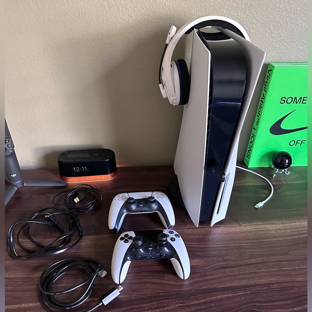 Ps5 with DualEdge controller